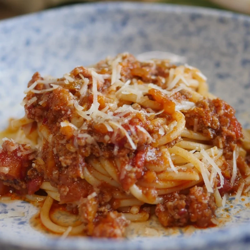 BOLOGNESE MED FÄNKÅLSSALSICCIA OCH 'NDUJA