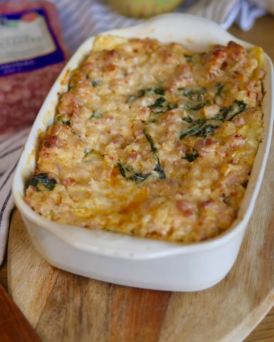 VIT LASAGNE MED SALSICCIA OCH SPENAT